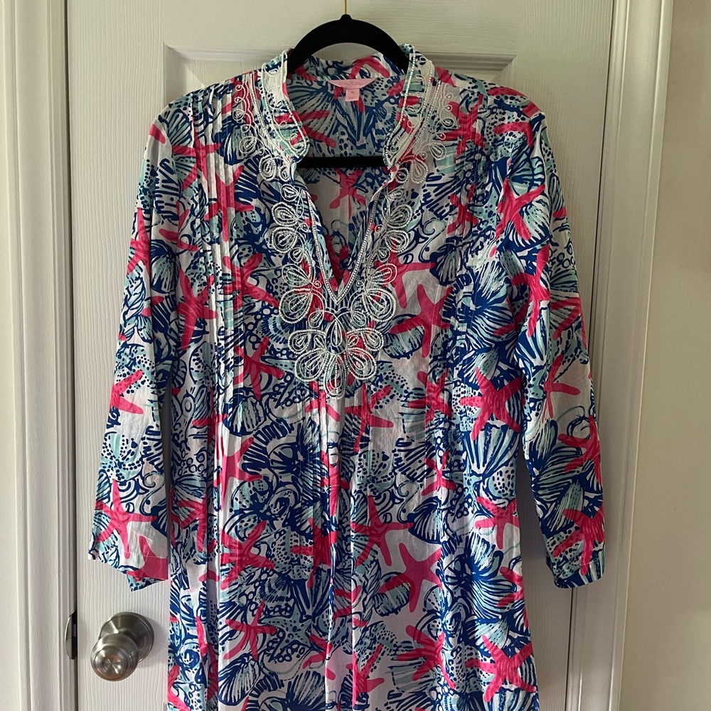 Lilly Pulitzer Pink and Blue Graphic Tunic with 3/4 Sleeves